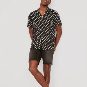 NWOT Short Sleeved Printed Camp Shirt XL